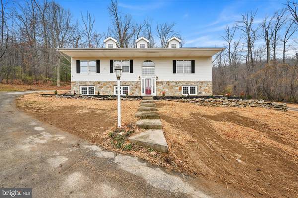 Hanover, PA 17331,7962 WOODLAND DR