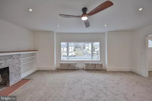 Easton, PA 18042,420 9TH ST