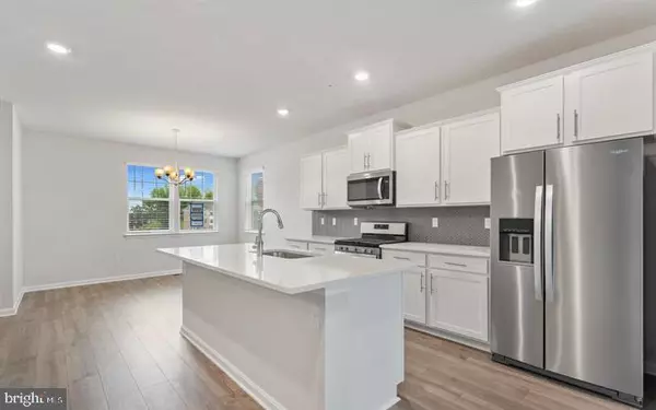 Clinton, MD 20735,8710 CHERRYBARK RD