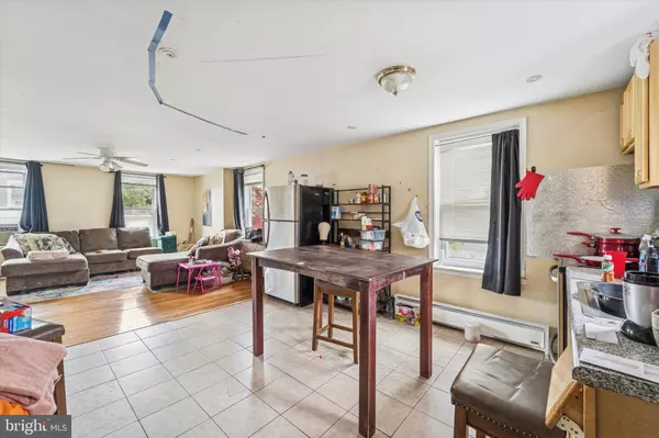 Darby, PA 19023,4 CREEK AVE