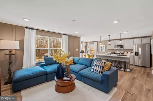 Charles Town, WV 25414,372 ECLIPSE ST