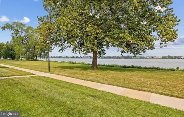 Palmyra, NJ 08065,3003 HARBOUR DR