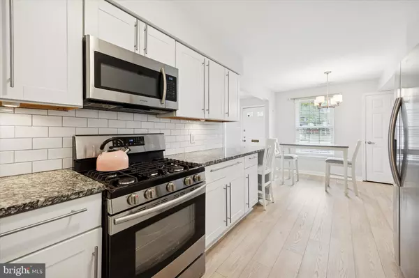 Palmyra, NJ 08065,3003 HARBOUR DR