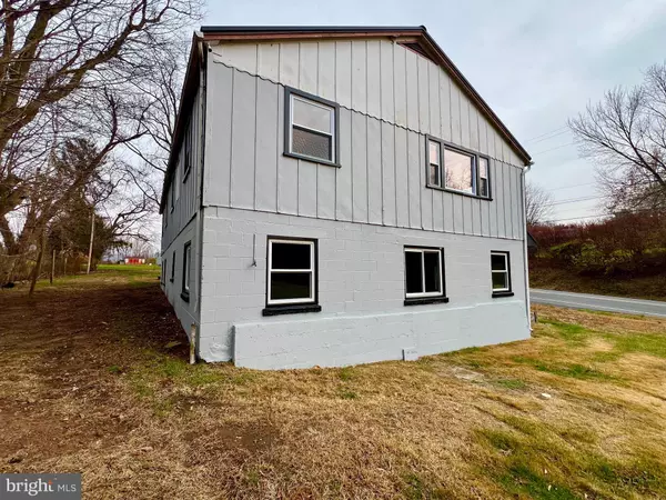 Saxton, PA 16678,1722 SAXTON ROAD