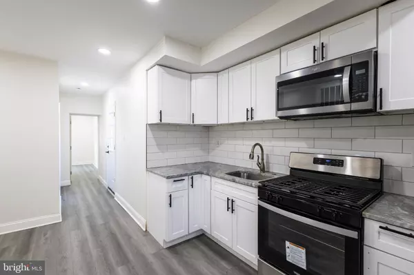 Camden, NJ 08103,746 PINE ST