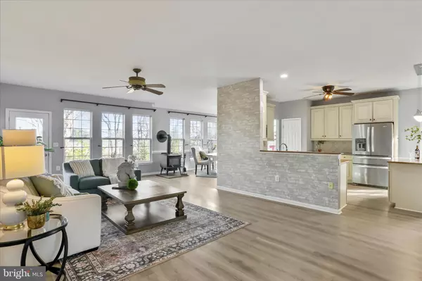 Charles Town, WV 25414,183 BELGIAN WAY