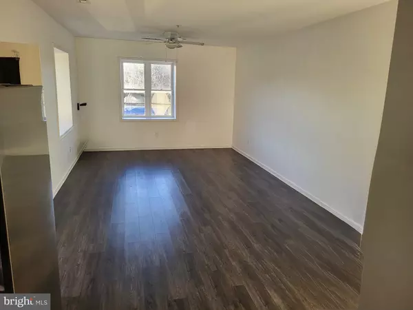 Front Royal, VA 22630,707 E STONEWALL DR