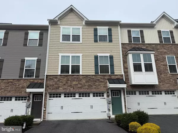 1164 ROSECROFT LN, York, PA 17403