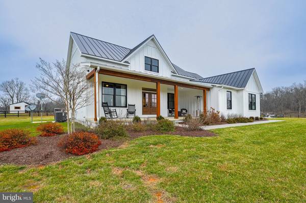 Berryville, VA 22611,165 ANCIENT OAK LN