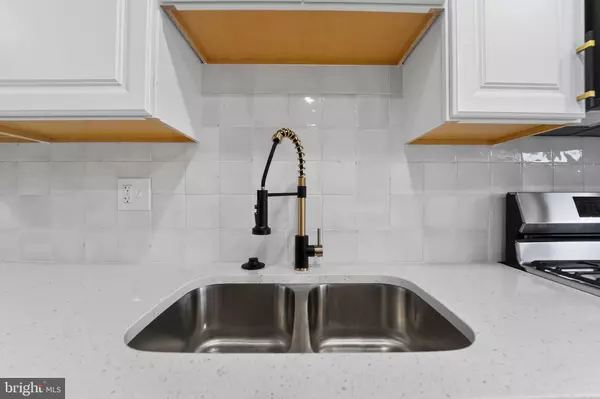 Baltimore, MD 21208,7344 PARK HEIGHTS AVE