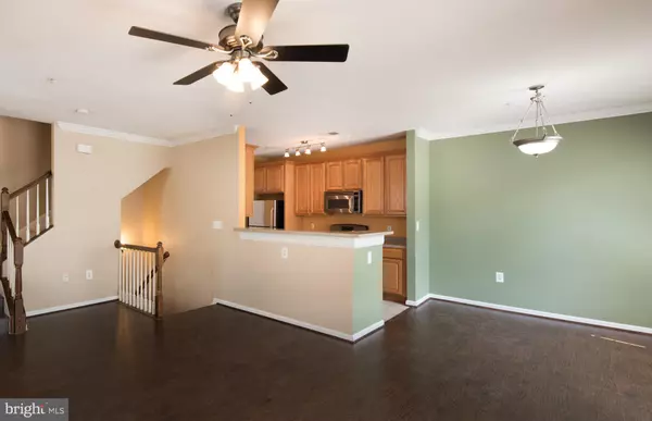 Herndon, VA 20171,13056 MARCEY CREEK RD #13056