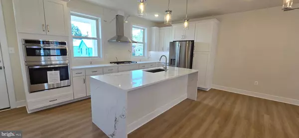 Frederick, MD 21701,422 CHAPEL ALY #6