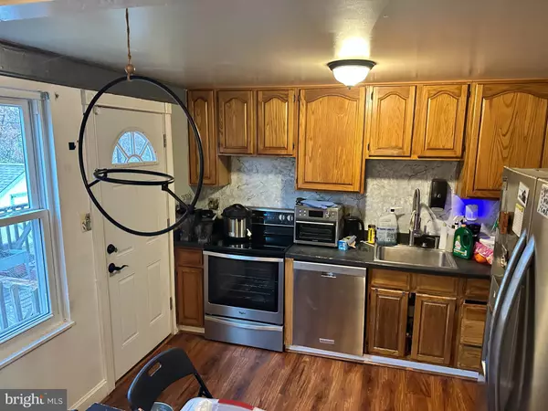 Sterling, VA 20164,1107 E BEECH RD