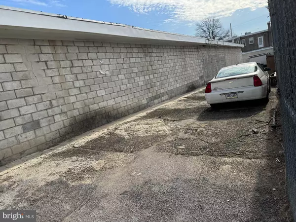 Philadelphia, PA 19120,5227-N 3RD