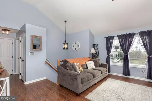 Hanover, PA 17331,25 SCENIC DR