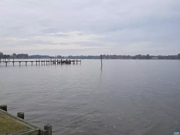 Colonial Beach, VA 22443,17 EVERGREEN DR #17