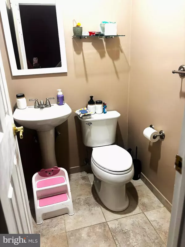 Avenel, NJ 07001,2905 MADALINE DR