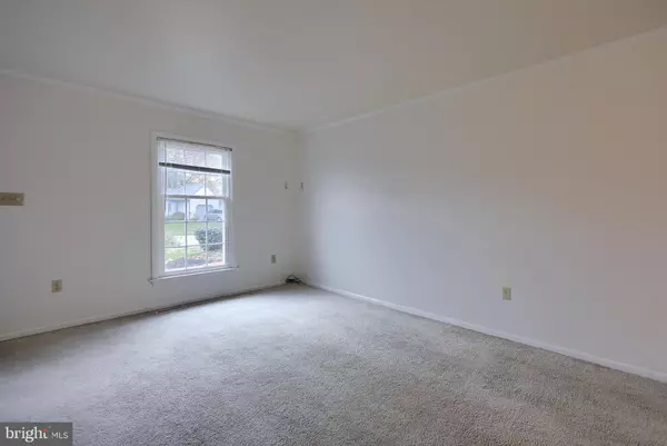 Lancaster, PA 17601,3213 MAPLECREST TER