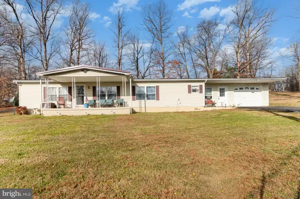 110 E BERLIN RD, York Springs, PA 17372