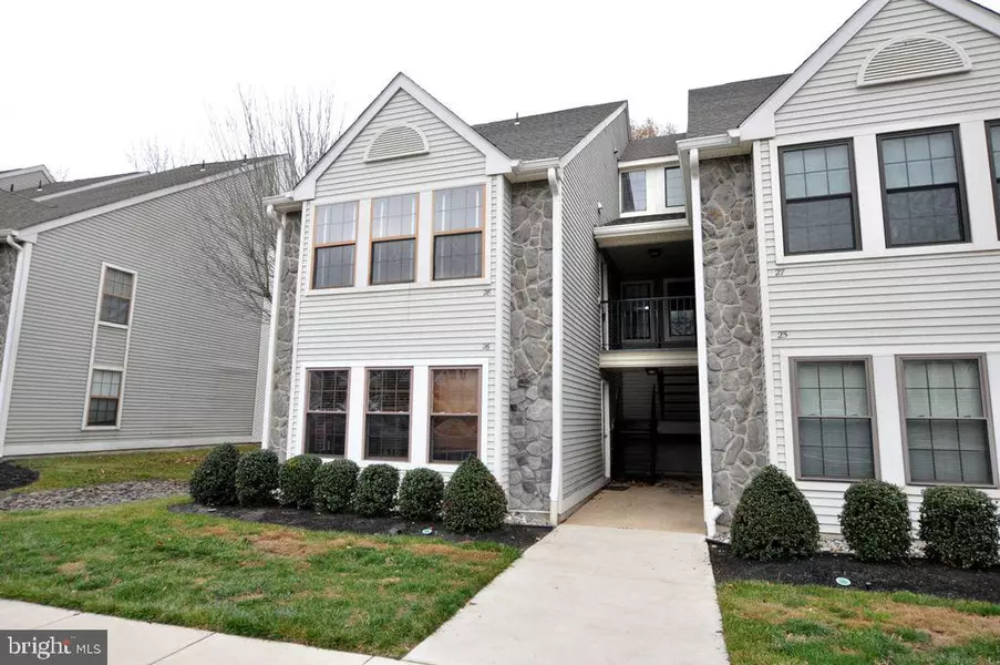 28 BRIDGEWATER DR, Marlton, NJ 08053