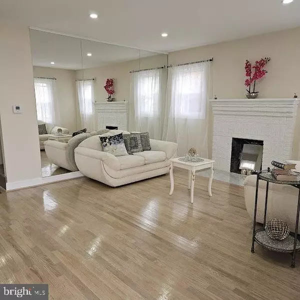 Capitol Heights, MD 20743,707 61ST AVE