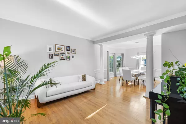 Ashburn, VA 20147,42963 TARA CT