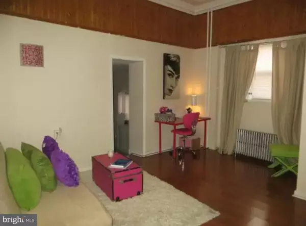 Philadelphia, PA 19151,1901 N 60TH ST