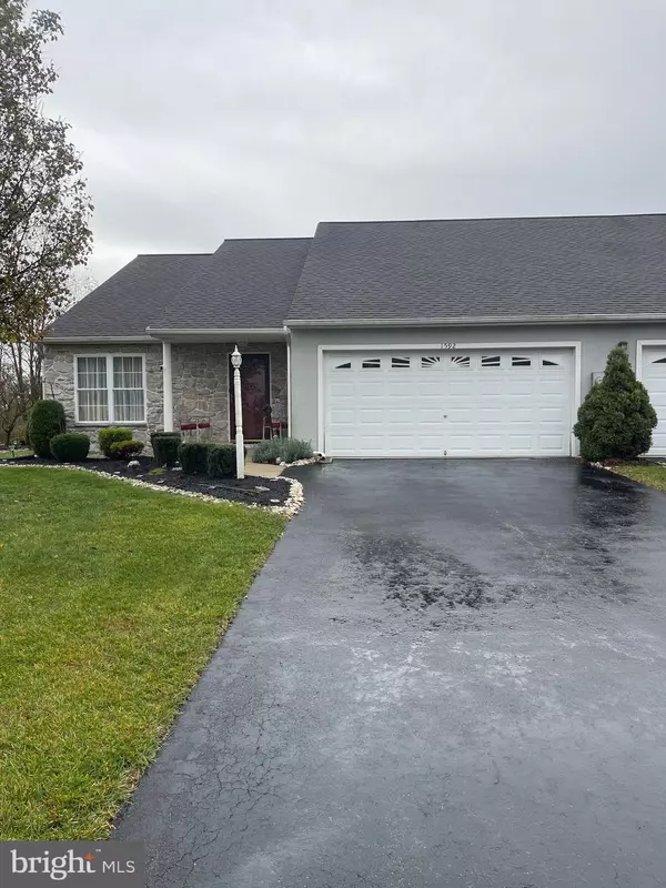 1592 BERRY DR, Lebanon, PA 17046