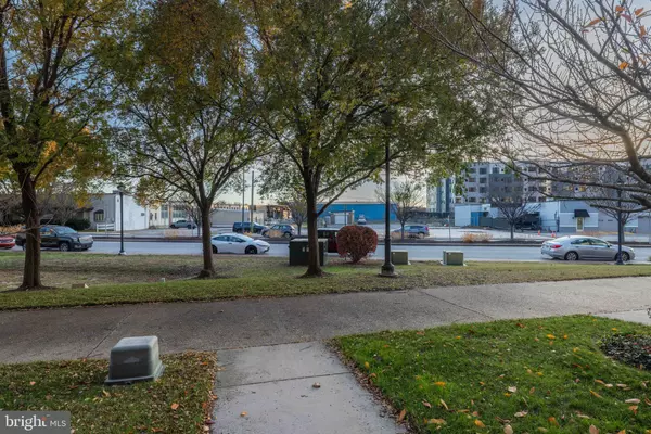 Wilmington, DE 19801,156 CHRISTINA LANDING DR