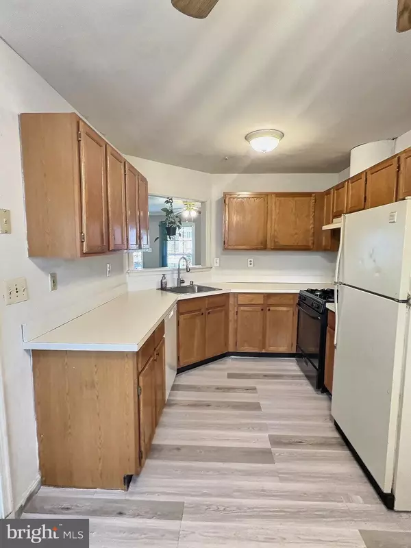 Waldorf, MD 20601,2454 SAGEWOOD CT