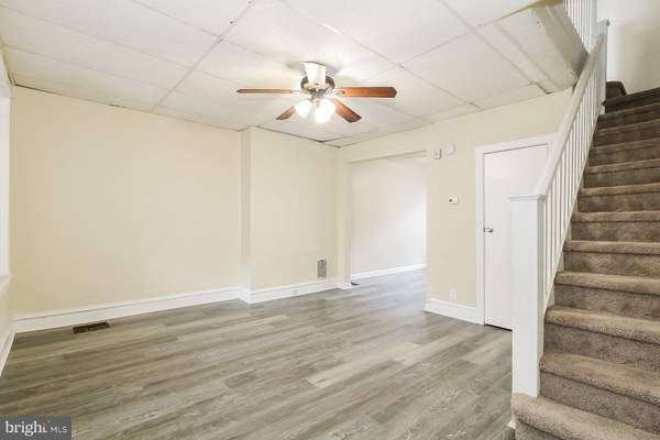 Philadelphia, PA 19142,2503 S HOBSON ST