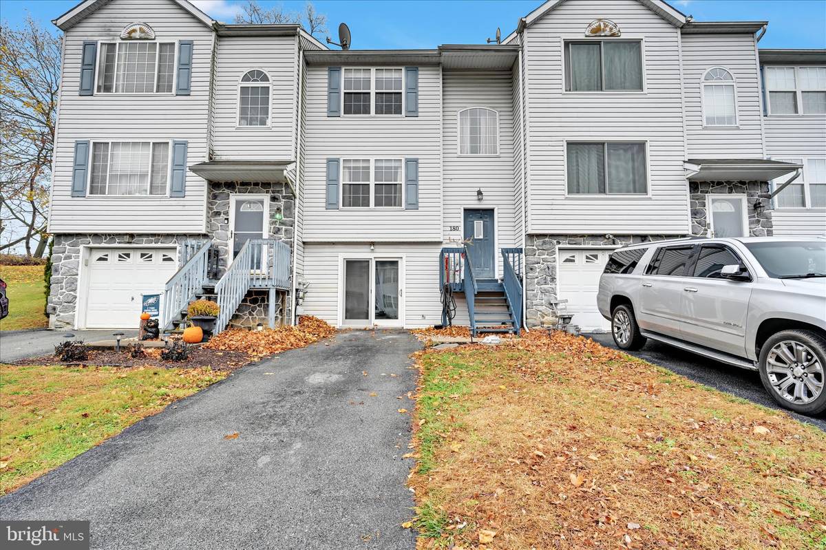 Lebanon, PA 17042,180 RIDERS WAY