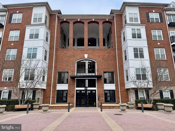 501 HUNGERFORD DR #436, Rockville, MD 20850