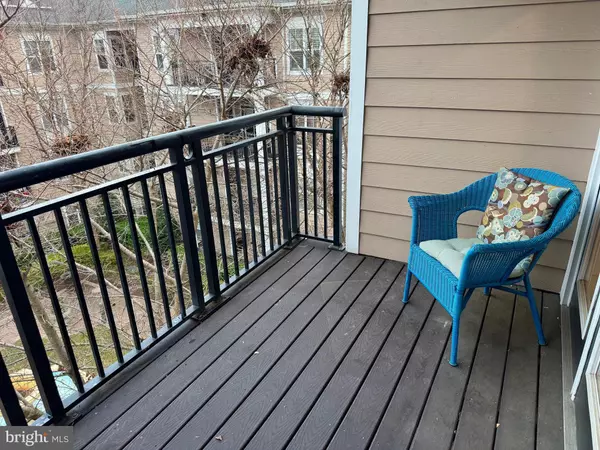 Rockville, MD 20850,501 HUNGERFORD DR #436