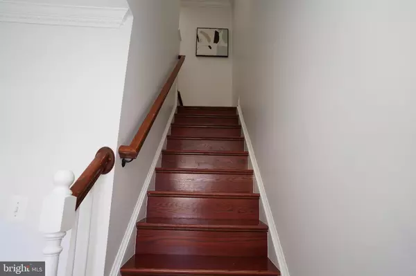 Manassas, VA 20110,8765 BRETTON WOODS DR