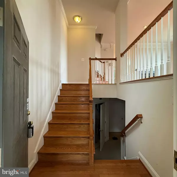 Derwood, MD 20855,7200 PHELPS HILL CT