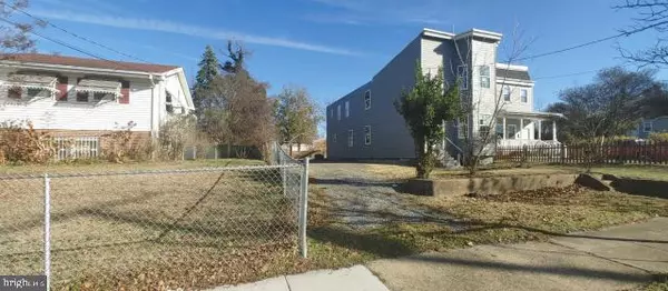 Washington, DC 20019,4410 DOUGLAS ST NE