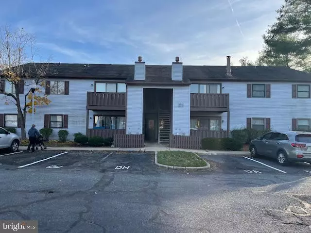 Marlton, NJ 08053,607 LINDSEY CT