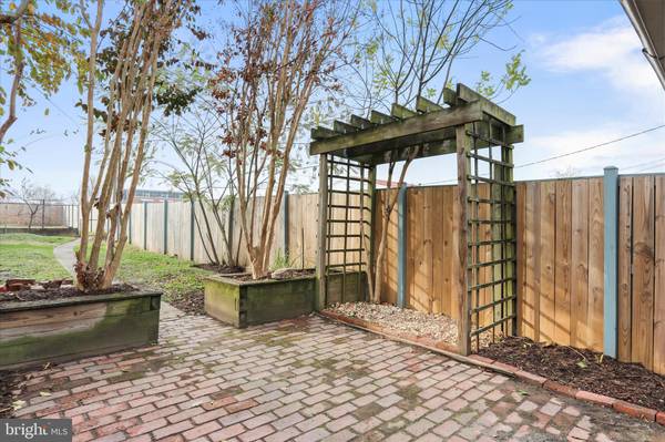 Frederick, MD 21701,20 7TH ST