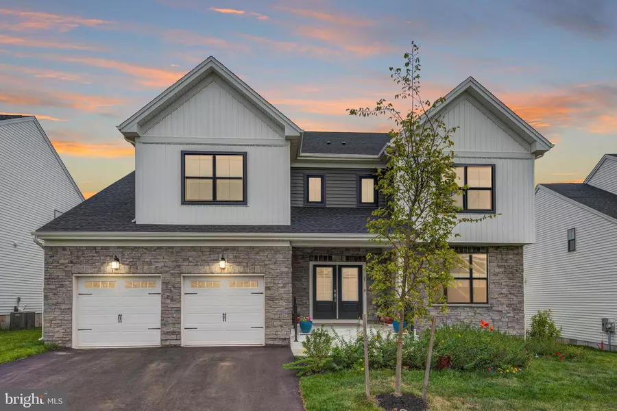 87 AARON TRUEHART WAY, Titusville, NJ 08560