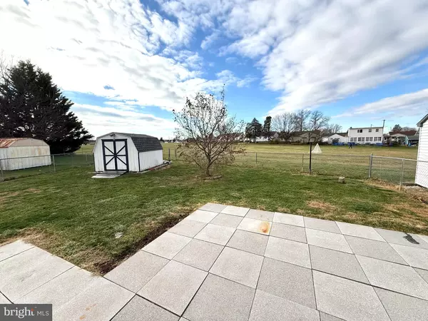 Mcsherrystown, PA 17344,602 CRICKET LN