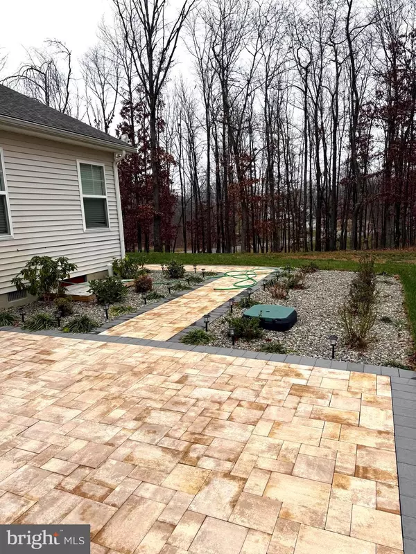 Hedgesville, WV 25427,62 ESCAPE CT