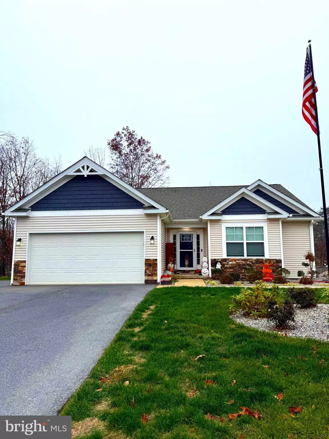 Hedgesville, WV 25427,62 ESCAPE CT