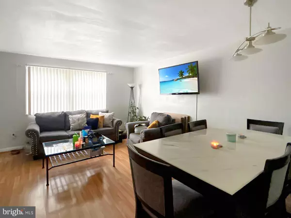 Oxon Hill, MD 20745,610 HAMPTON DR