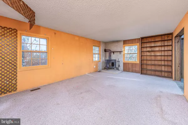 Willingboro, NJ 08046,54 GARDENBROOK LN