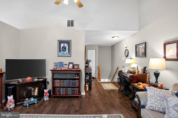 Moorestown, NJ 08057,149 CHALKBOARD CT