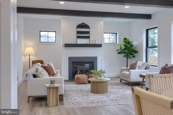 Lititz, PA 17543,514 WOODCREST AVE