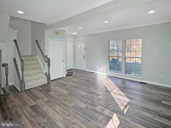 Chantilly, VA 20152,25415 MORSE DR