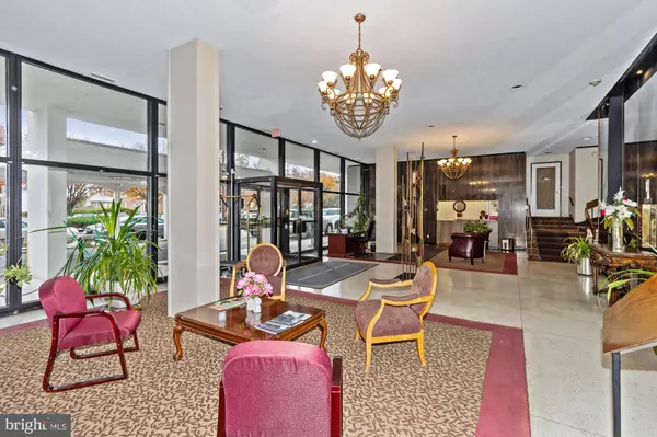 Baltimore, MD 21215,6210 PARK HEIGHTS AVE #400