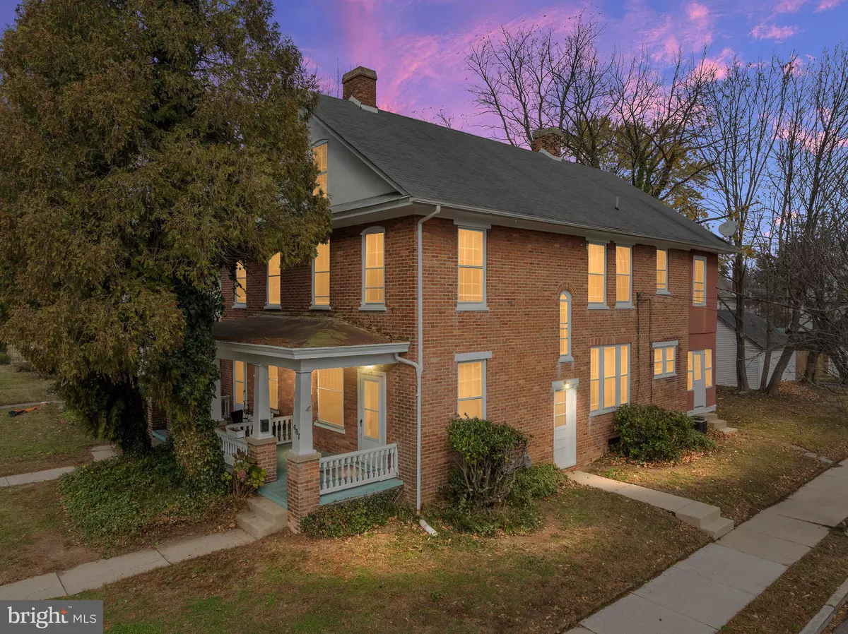 Dover, DE 19904,401 N GOVERNORS AVE